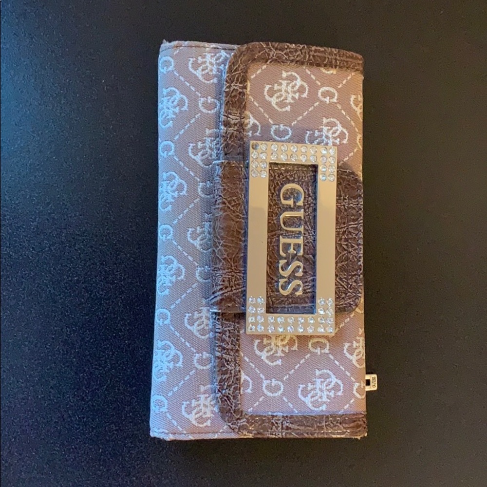 Guess wallet